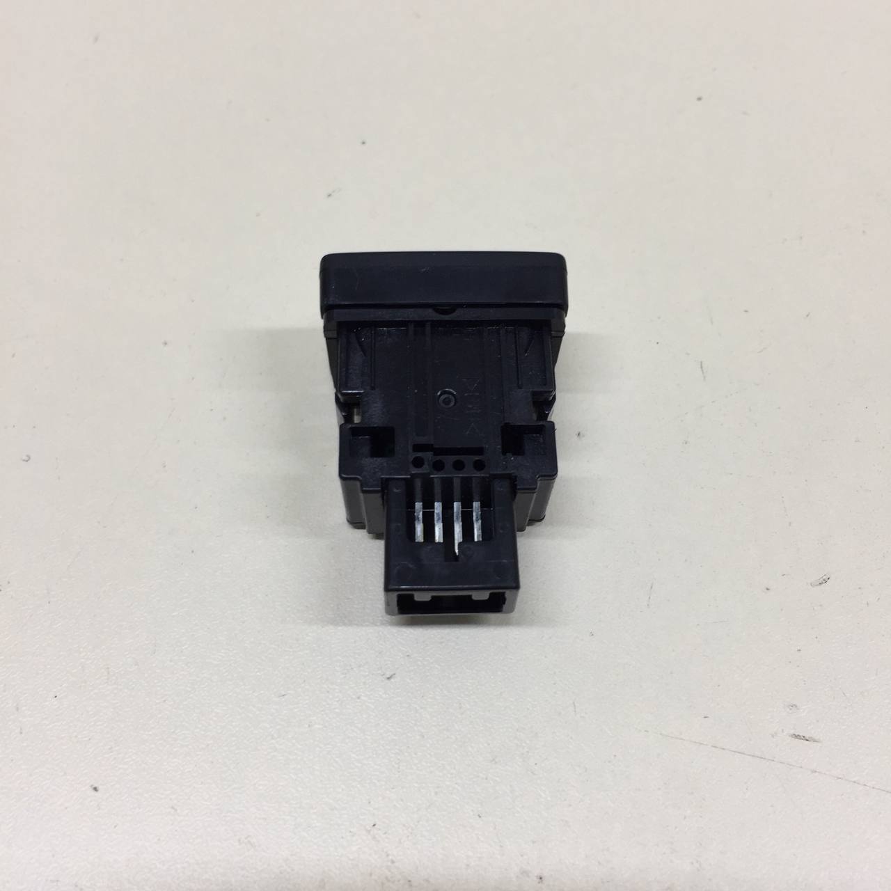 Кнопка корректора фар Toyota Corolla E150 2006-2013