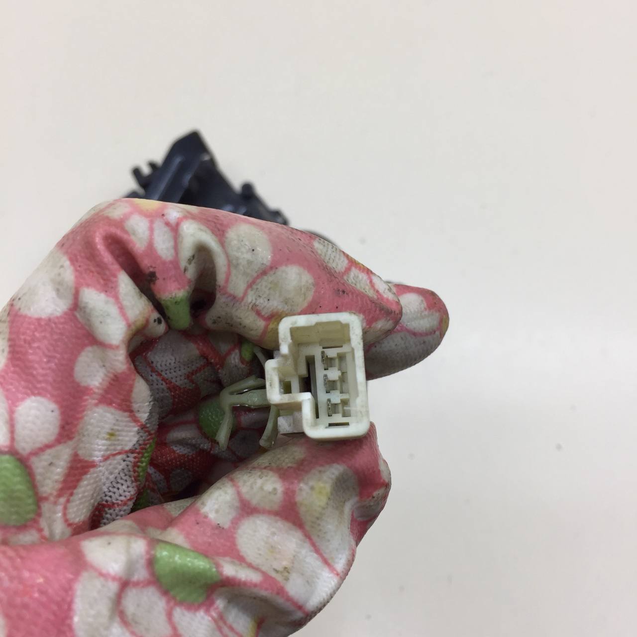 Замок багажника Vortex Estina 2008-2012