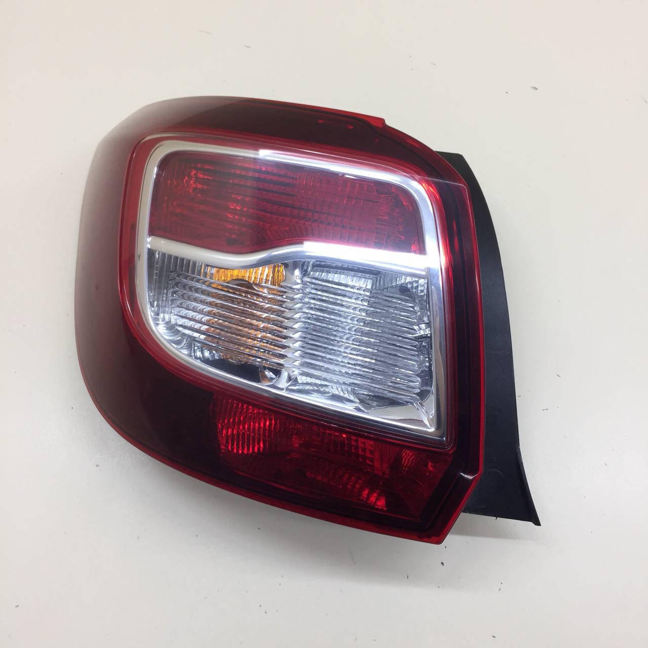 Фонарь задний левый Renault Sandero Stepway (5S) 2014-2022 Фонарь задний левый Renault Sandero Stepway (5S) 2014-2022