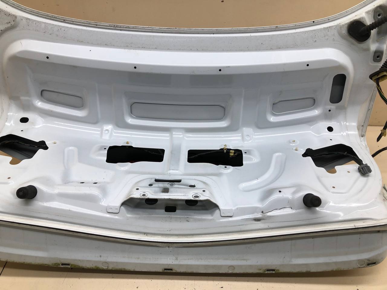 Крышка багажника Ford Mondeo 4 2007-2015