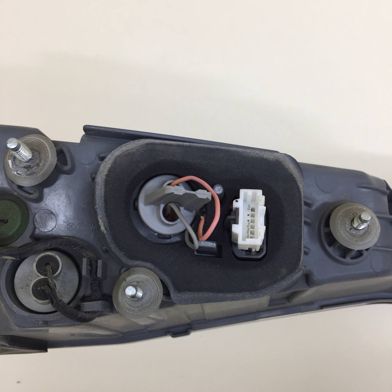 Фонарь задний внутренний левый Hyundai Elantra (CN7) 2020>