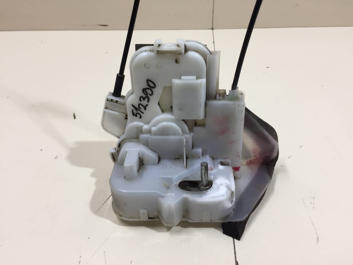 Замок двери задней левой Subaru Impreza (G12) 2007-2012