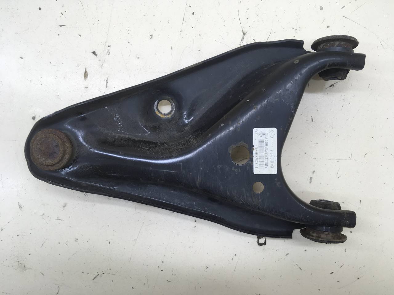 Рычаг передний левый Nissan Almera 3 (G11, G15) 2012>