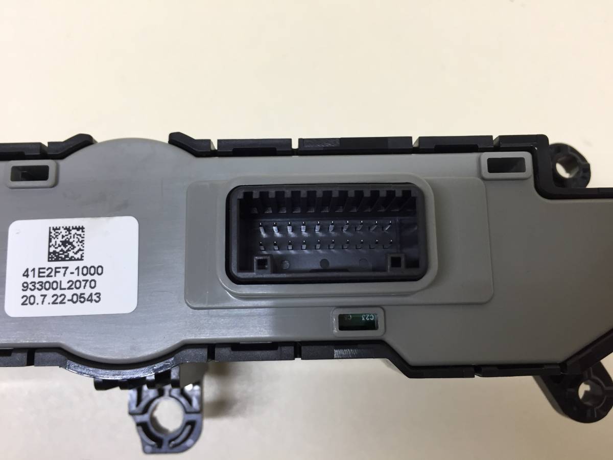 Блок кнопок Kia K5 (DL3) 2019>