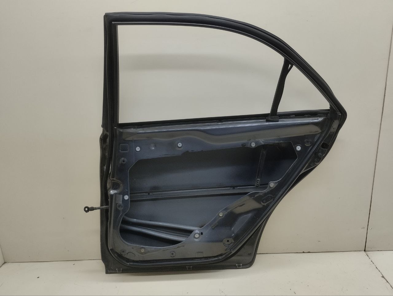Дверь задняя правая Mazda Mazda 6 (GG) 2002-2007 Дверь задняя правая Mazda Mazda 6 (GG) 2002-2007