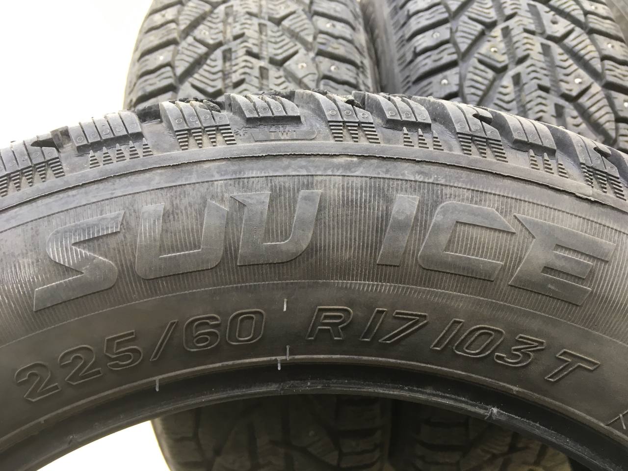 Шины к-кт R17 Зимние шипованные Tigar SUV Ice