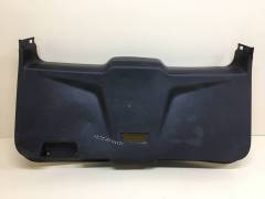 Обшивка двери багажника Ford Explorer 2010>