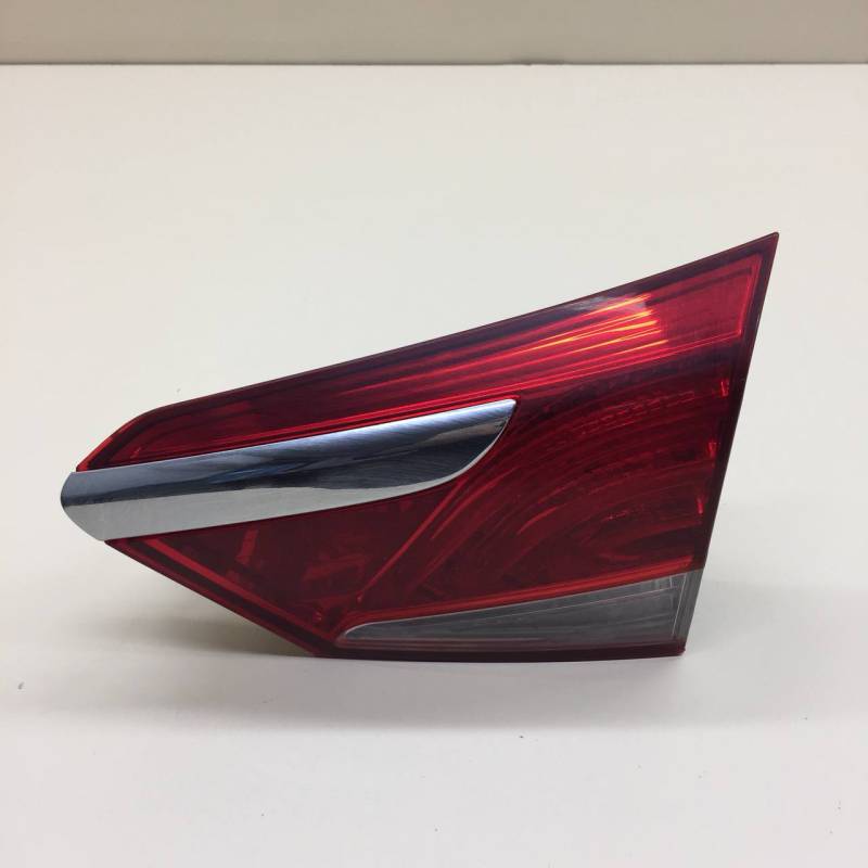 Фонарь задний внутренний правый Hyundai i40 (VF) 2011>