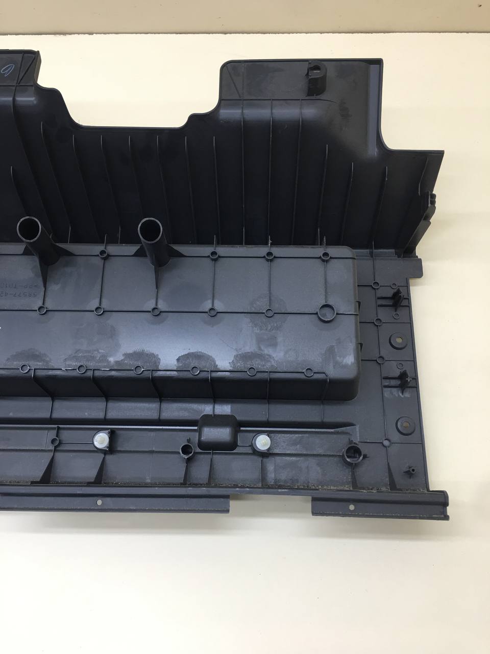 Ящик для инструментов Toyota Rav 4 (A30) 2006-2013