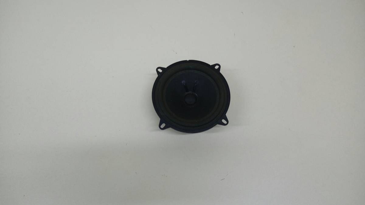Динамик Renault Duster (HSA, HSM) 2012> Динамик Renault Duster (HSA, HSM) 2012>