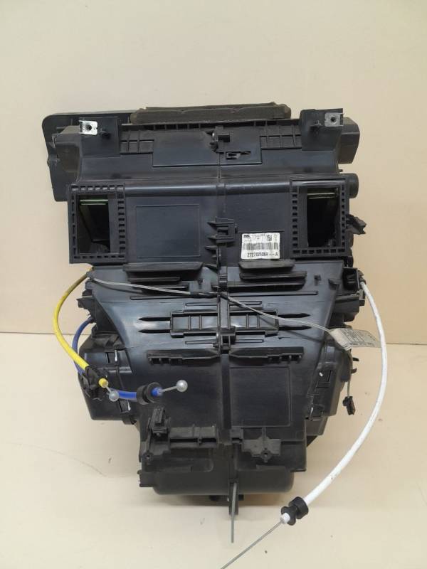 Корпус отопителя Renault Logan (2) 2014> Корпус отопителя Renault Logan (2) 2014>