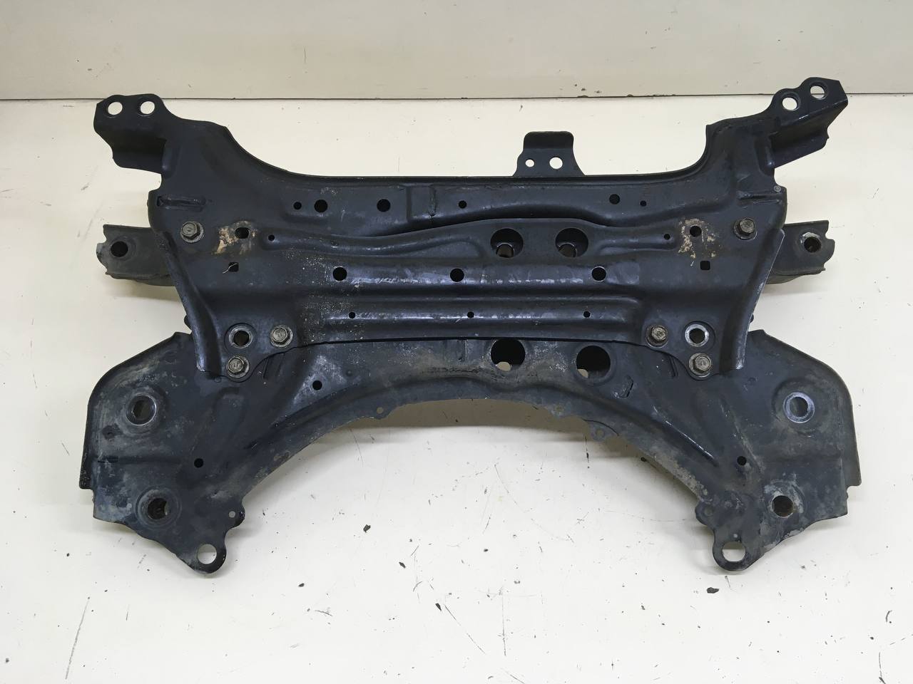 Балка подмоторная Toyota Rav 4 (XA40) 2013-2019 Балка подмоторная Toyota Rav 4 (XA40) 2013-2019