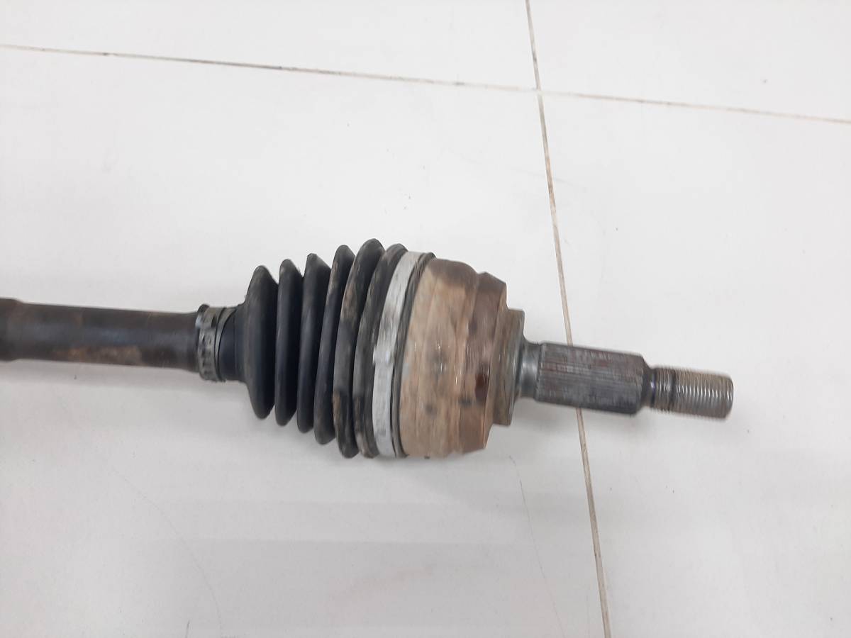Полуось передняя левая Renault Duster (HSA, HSM) 2012> Полуось передняя левая Renault Duster (HSA, HSM) 2012>