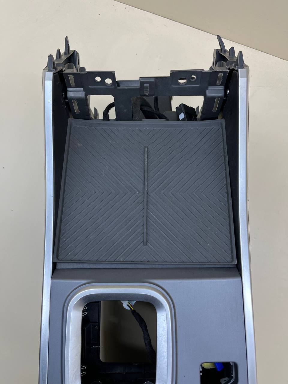 Консоль центральная Jetour Dashing 2022>