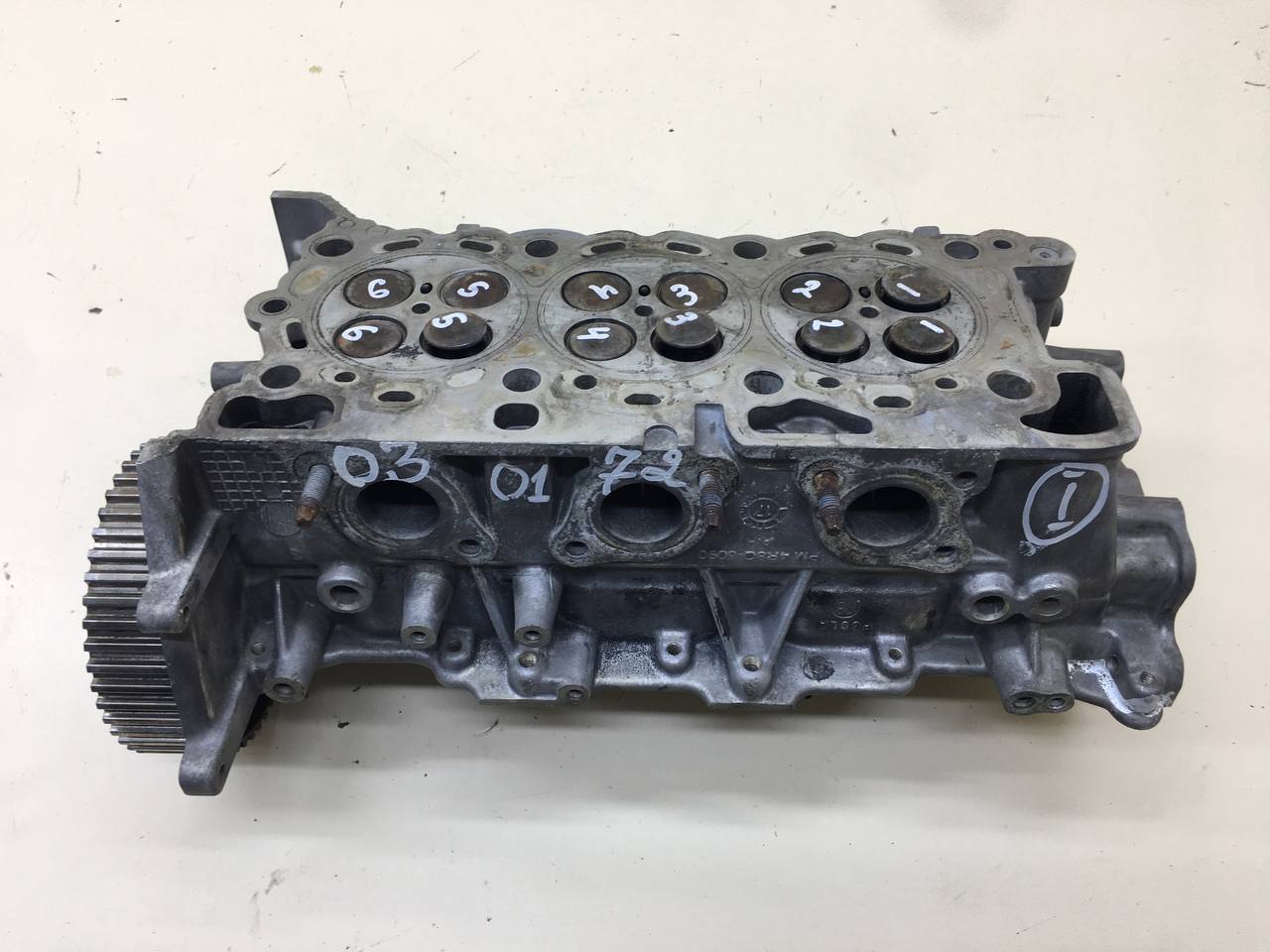 Головка блока цилиндров Land Rover Discovery 3 (L319) 2004-2009 Головка блока цилиндров Land Rover Discovery 3 (L319) 2004-2009