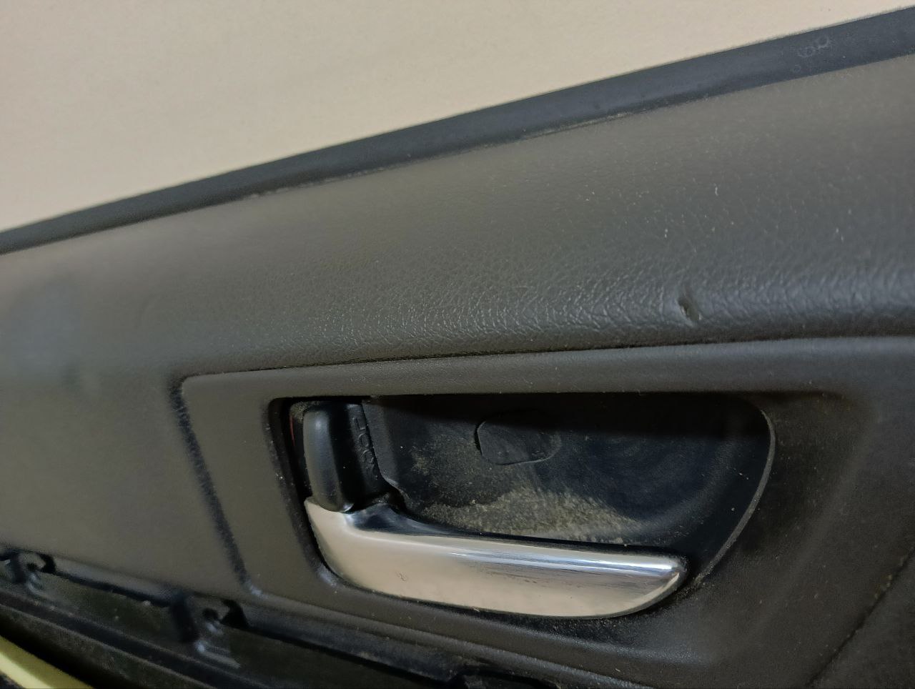 Обшивка двери задней левой Subaru Legacy (B14) 2010-2015