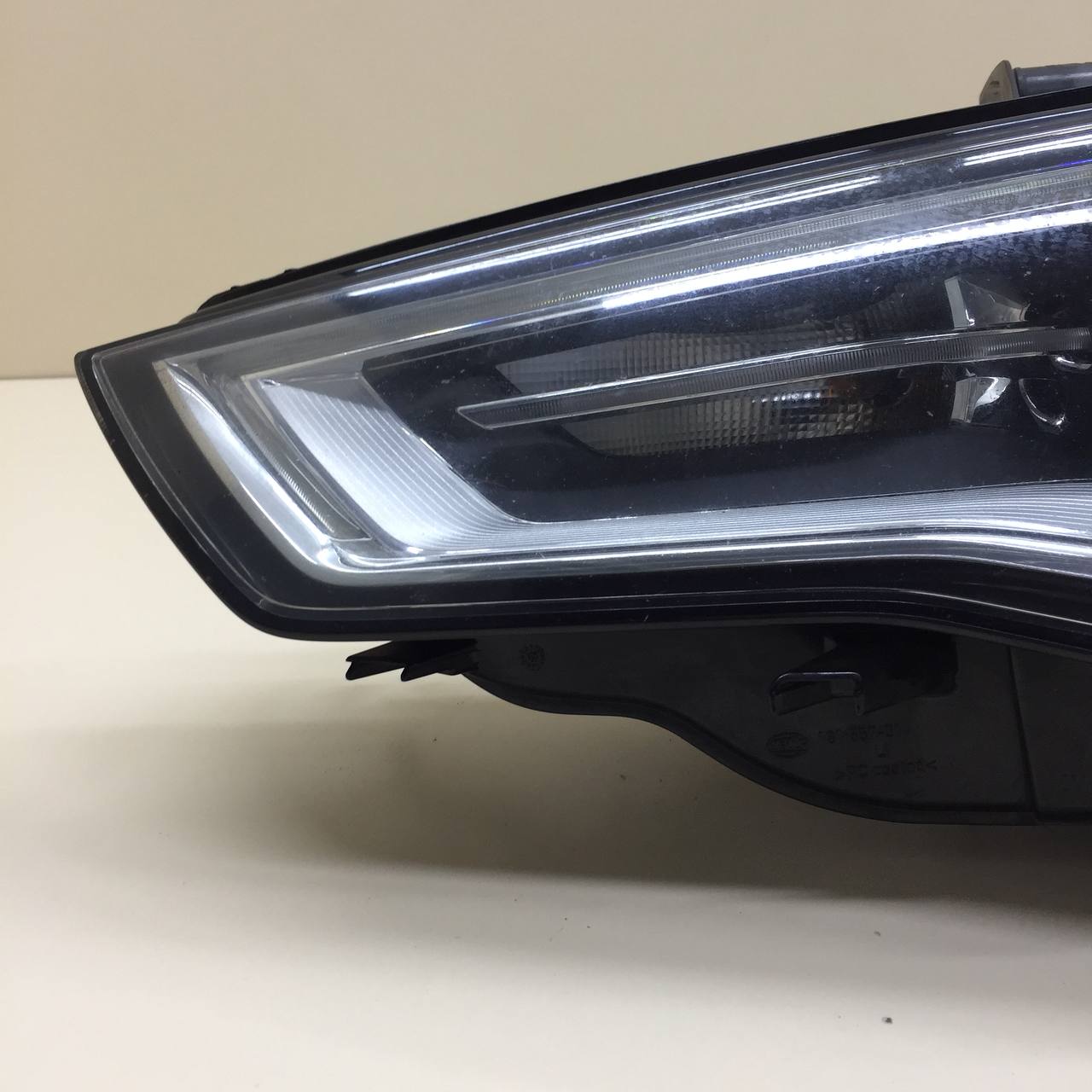 Фара левая Audi A3 (8V) 2013>