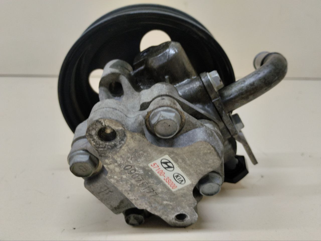 Насос гидроусилителя (электрогидроусилитель, ЭГУР) Hyundai Sonata 6 (YF) 2010-2014