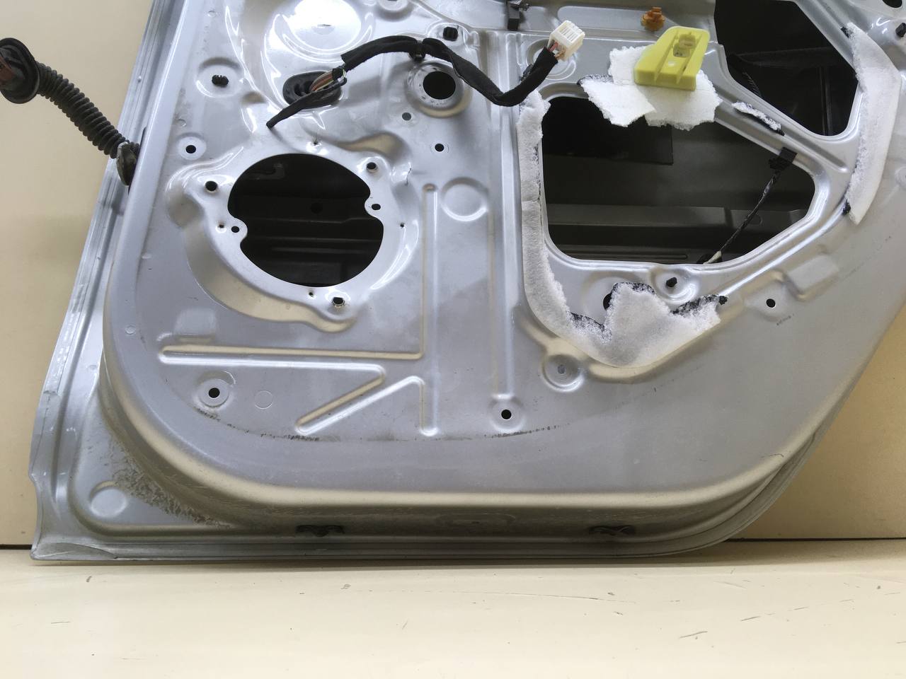 Дверь задняя правая Renault Sandero Stepway (5S) 2014-2022 Дверь задняя правая Renault Sandero Stepway (5S) 2014-2022