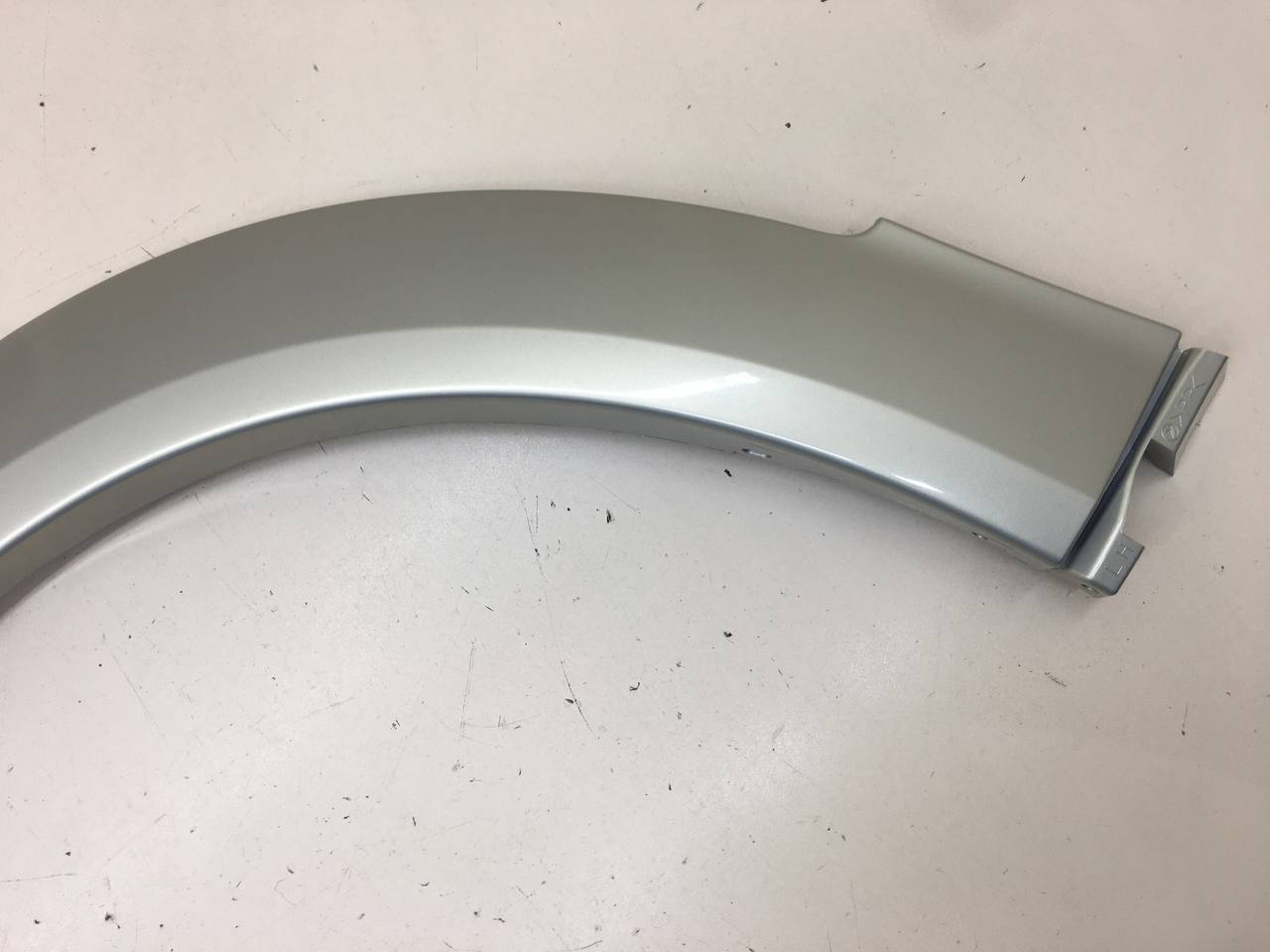 Накладка переднего крыла левого Subaru Legacy Outback (B13) 2003-2009