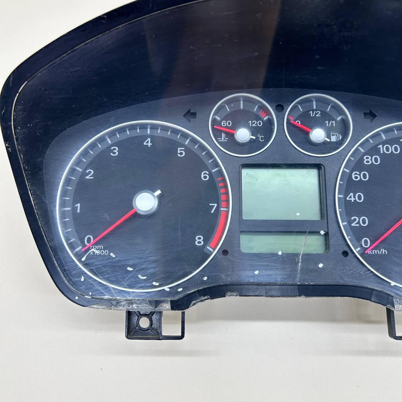 Панель приборов Ford Focus 2 (DA) 2005-2008