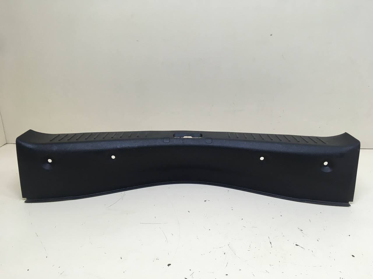 Обшивка багажника Ford Focus 2 (DB) 2008-2011 Обшивка багажника Ford Focus 2 (DB) 2008-2011