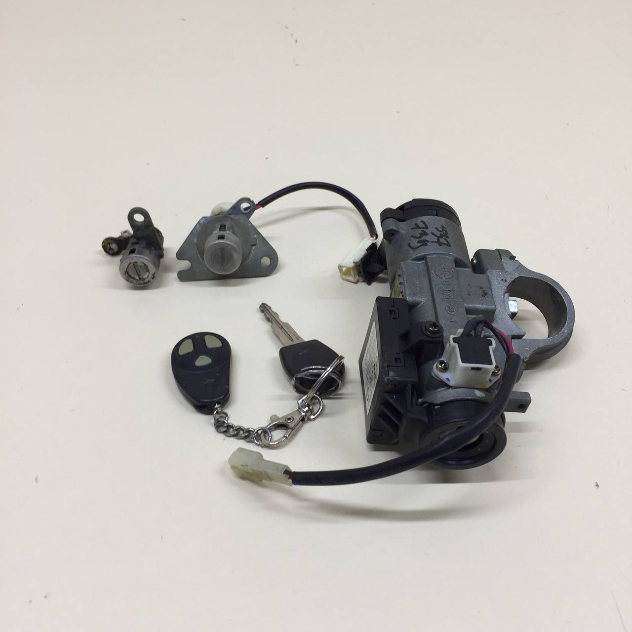 Замок зажигания Chevrolet Aveo T200 2003-2008