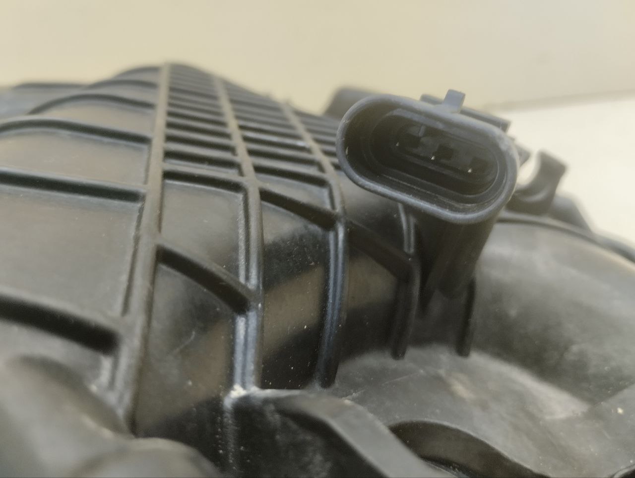 Коллектор впускной Renault Duster (HSA, HSM) 2012> Коллектор впускной Renault Duster (HSA, HSM) 2012>
