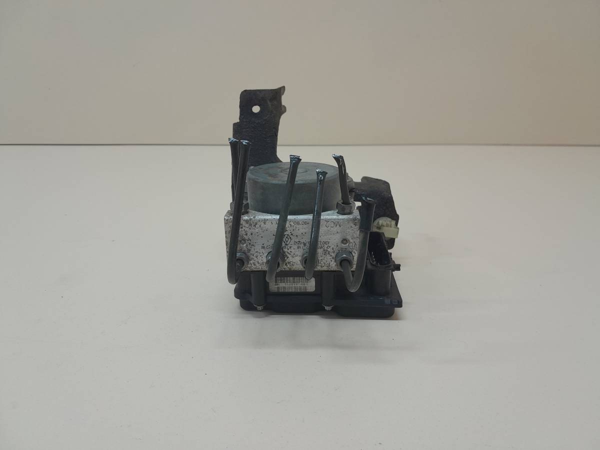Блок ABS (насос) Nissan Almera 3 (G11, G15) 2012>
