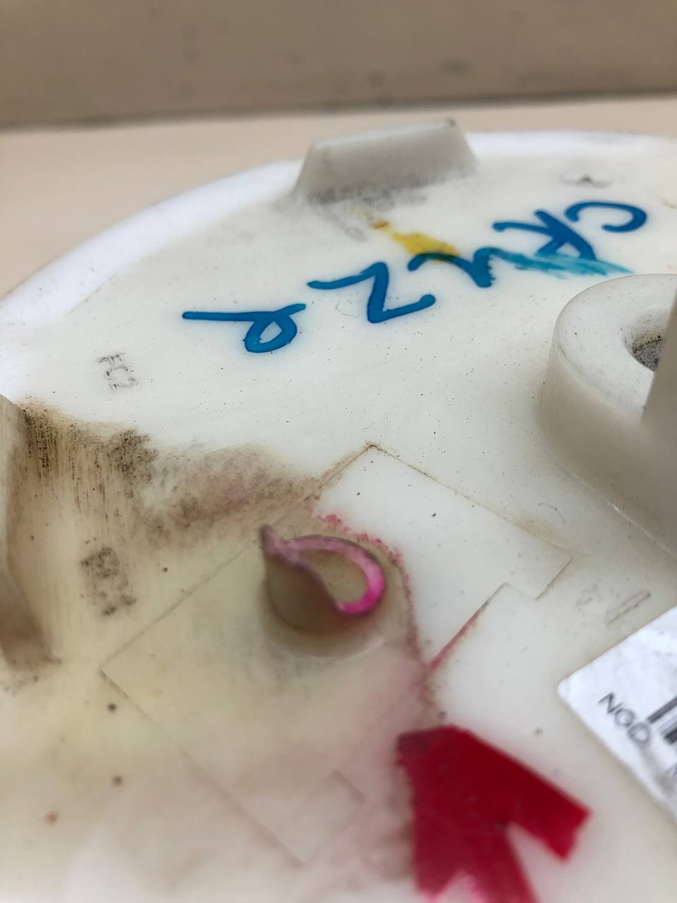 Насос топливный электрический Chevrolet Cruze (J300) 2009-2016