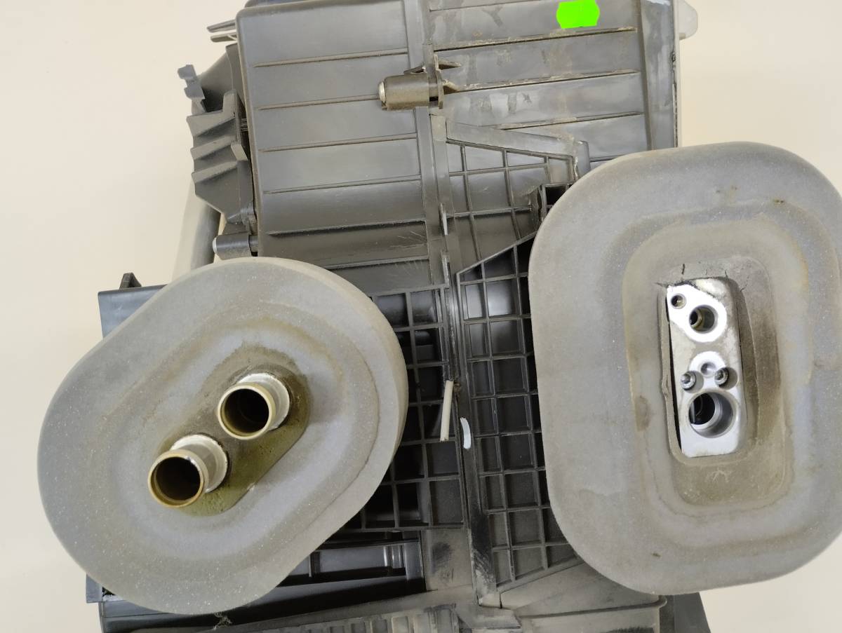 Корпус отопителя Renault Sandero 2009-2014