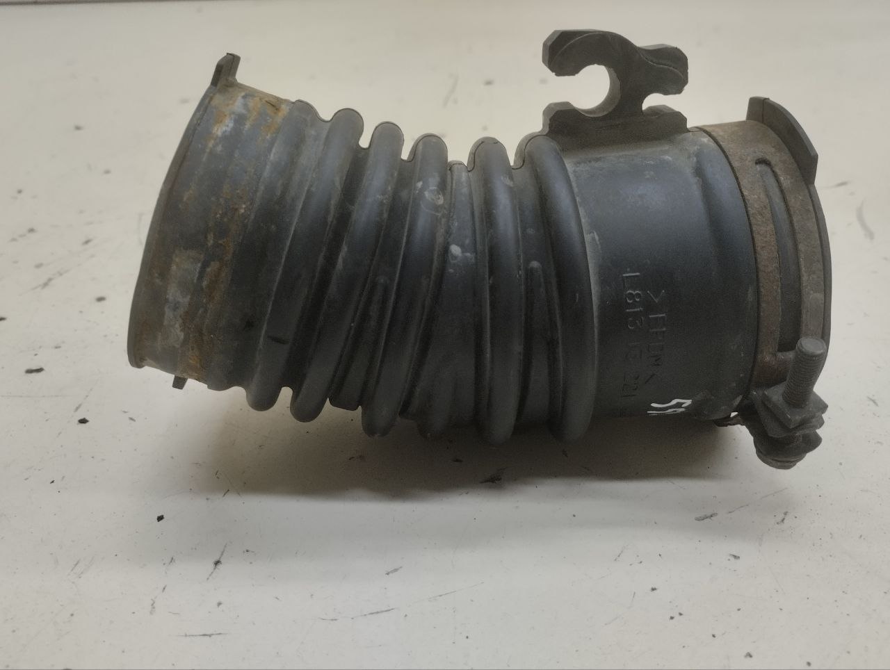 Патрубок воздушного фильтра Mazda Mazda 6 (GG) 2002-2007