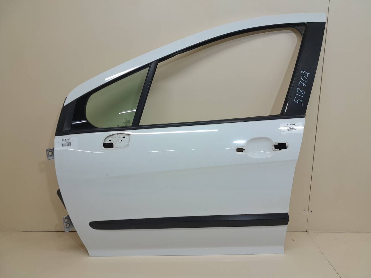 Дверь передняя левая Peugeot 308 2007>