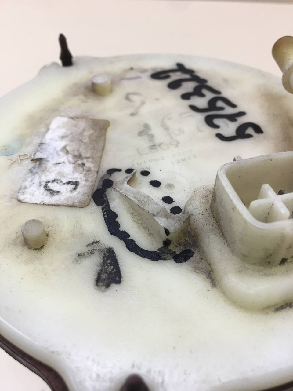 Насос топливный электрический Mazda Mazda 6 (GH) 2007-2012