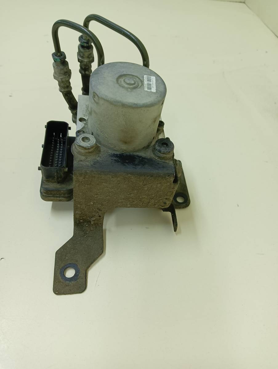 Блок ABS (насос) Hyundai ix55 2007-2013