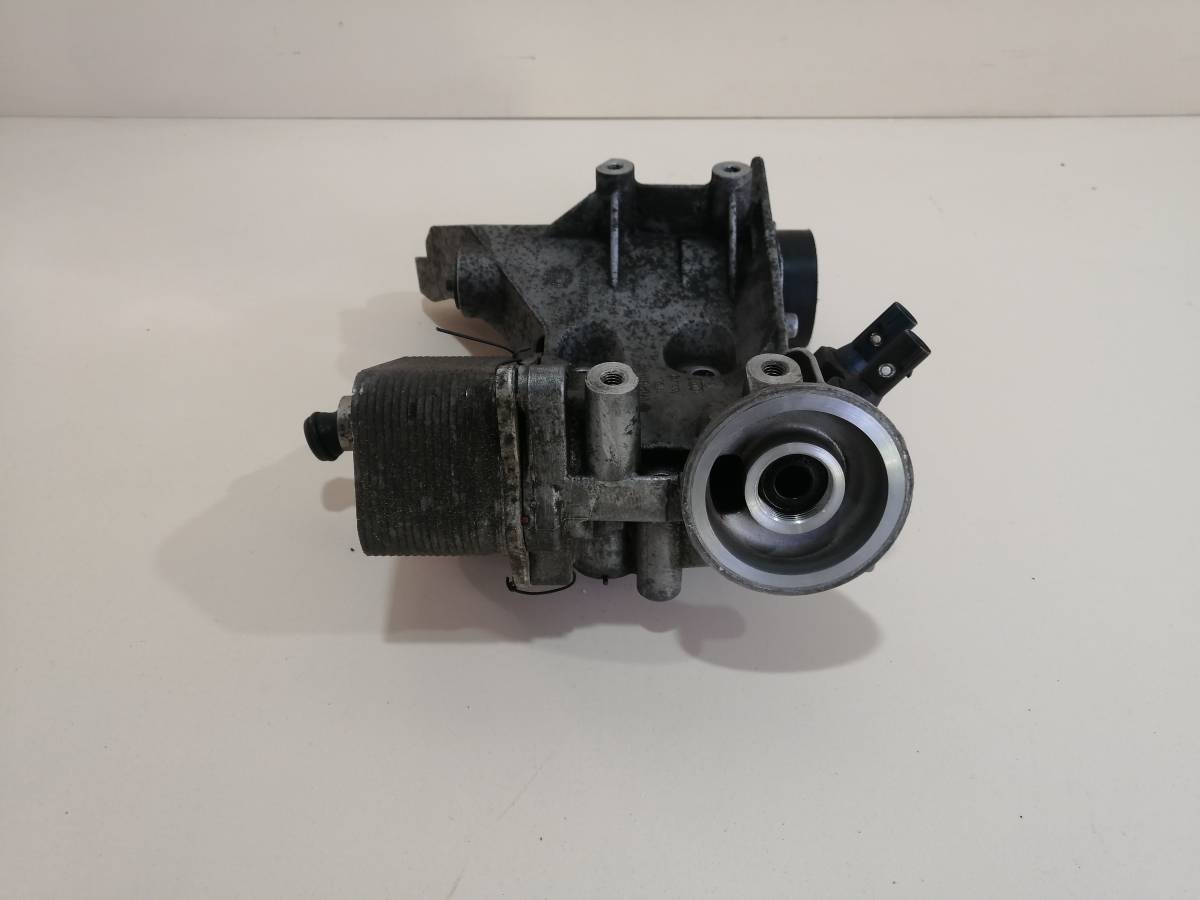 Кронштейн генератора Skoda Octavia (A5 1Z-) 2004-2013 Кронштейн генератора Skoda Octavia (A5 1Z-) 2004-2013