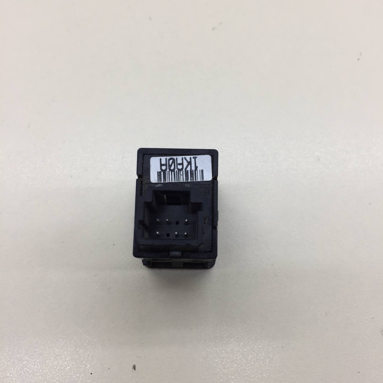 Кнопка антипробуксовочной системы Nissan Juke (YF15) 2011-2020