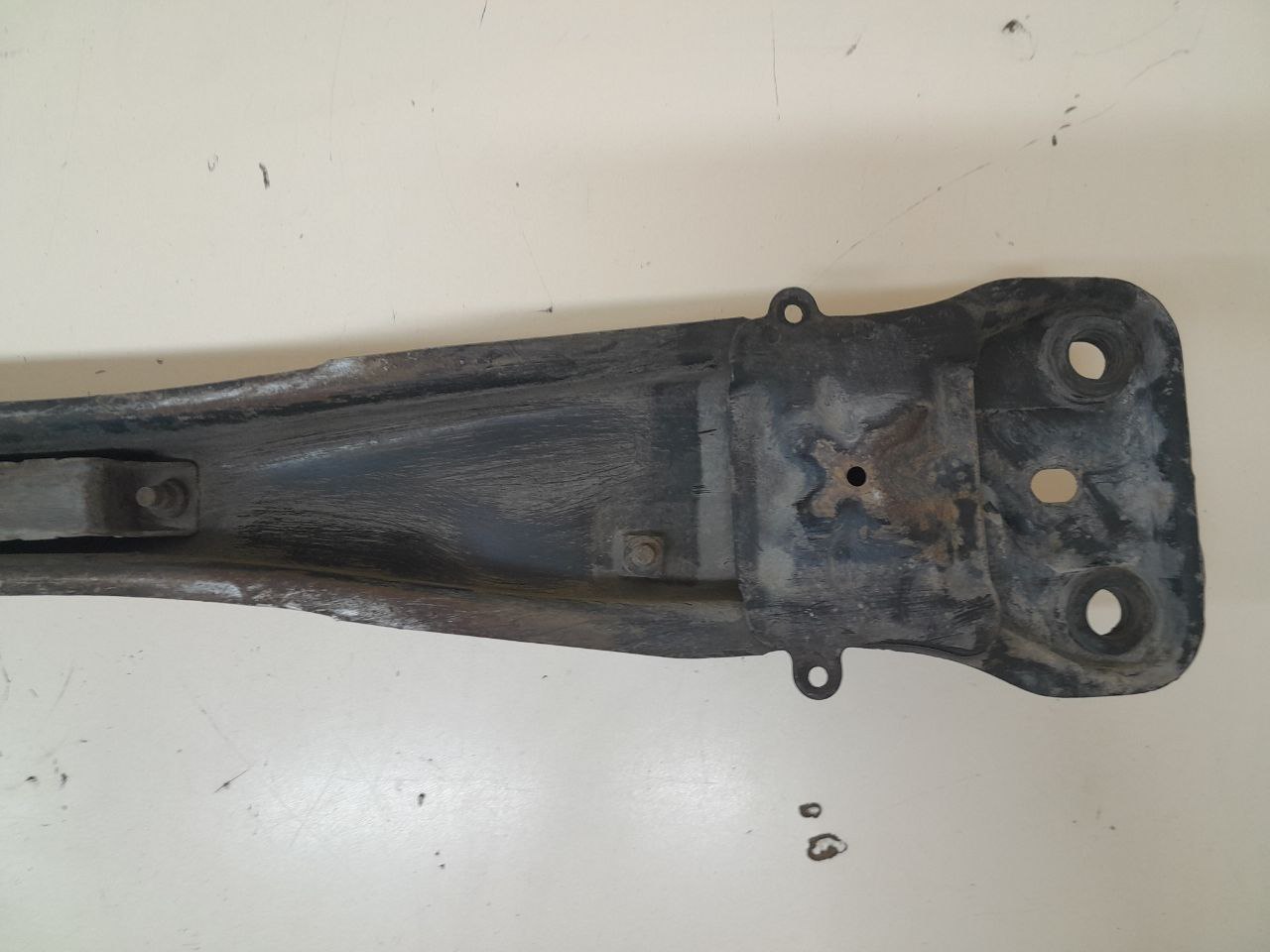 Балка передняя продольная Nissan Almera (N16) 2000-2006