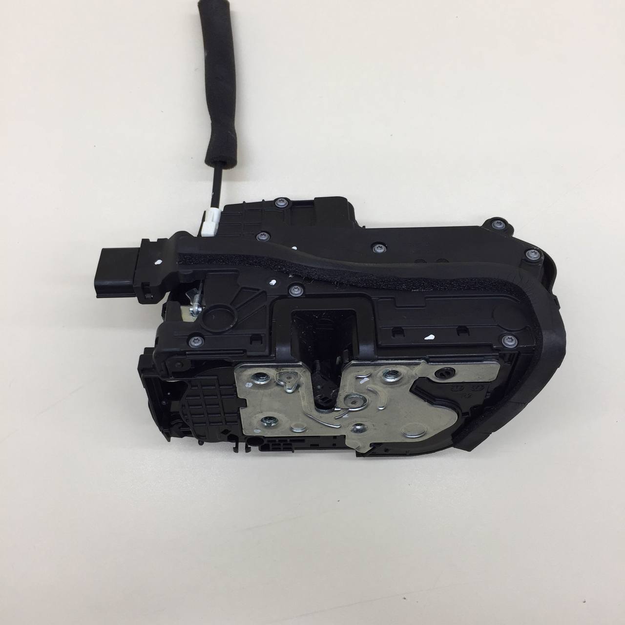 Замок двери задней правой EXEED RX 2022>