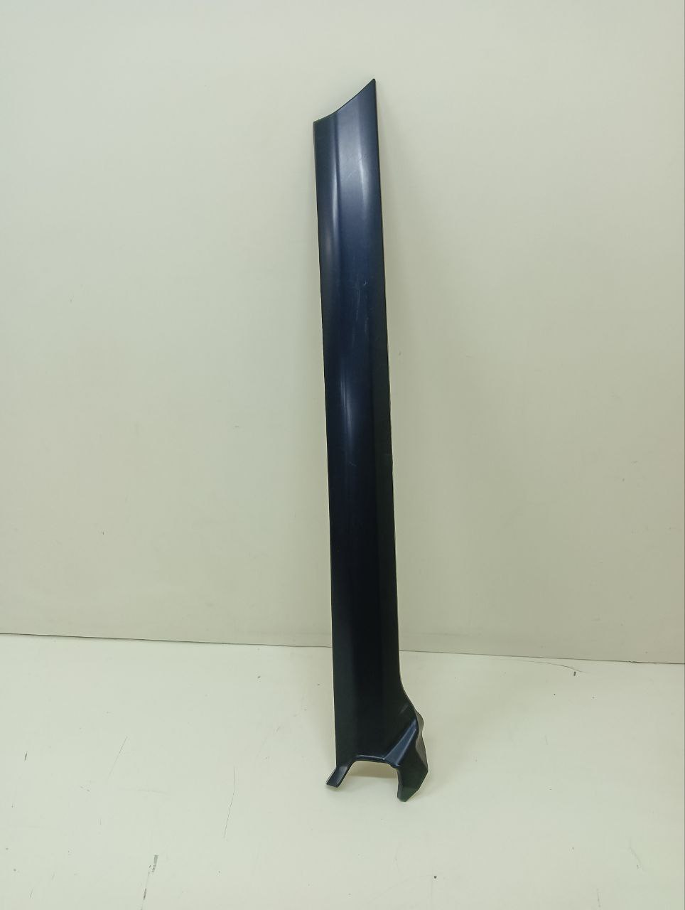 Накладка лобового стекла Land Rover Discovery 3 2004-2009