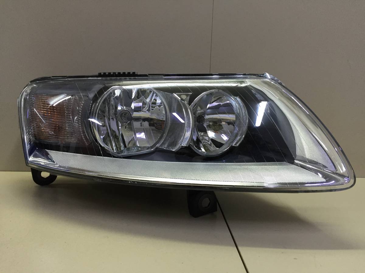 Фара правая Audi A6 (C6) 2005-2011