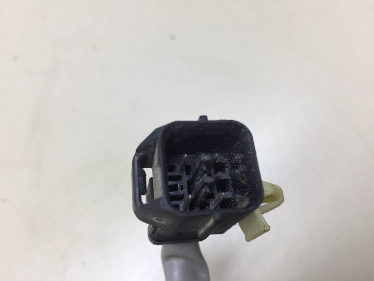 Замок двери передней правой Hyundai Getz 2002-2010