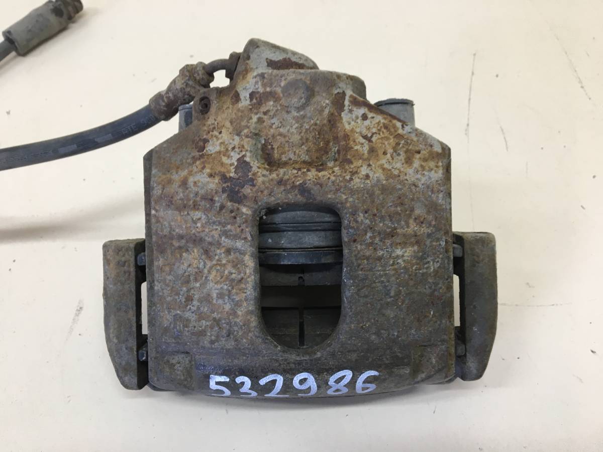 Суппорт передний правый Ford Fiesta (MK5) 2002-2008