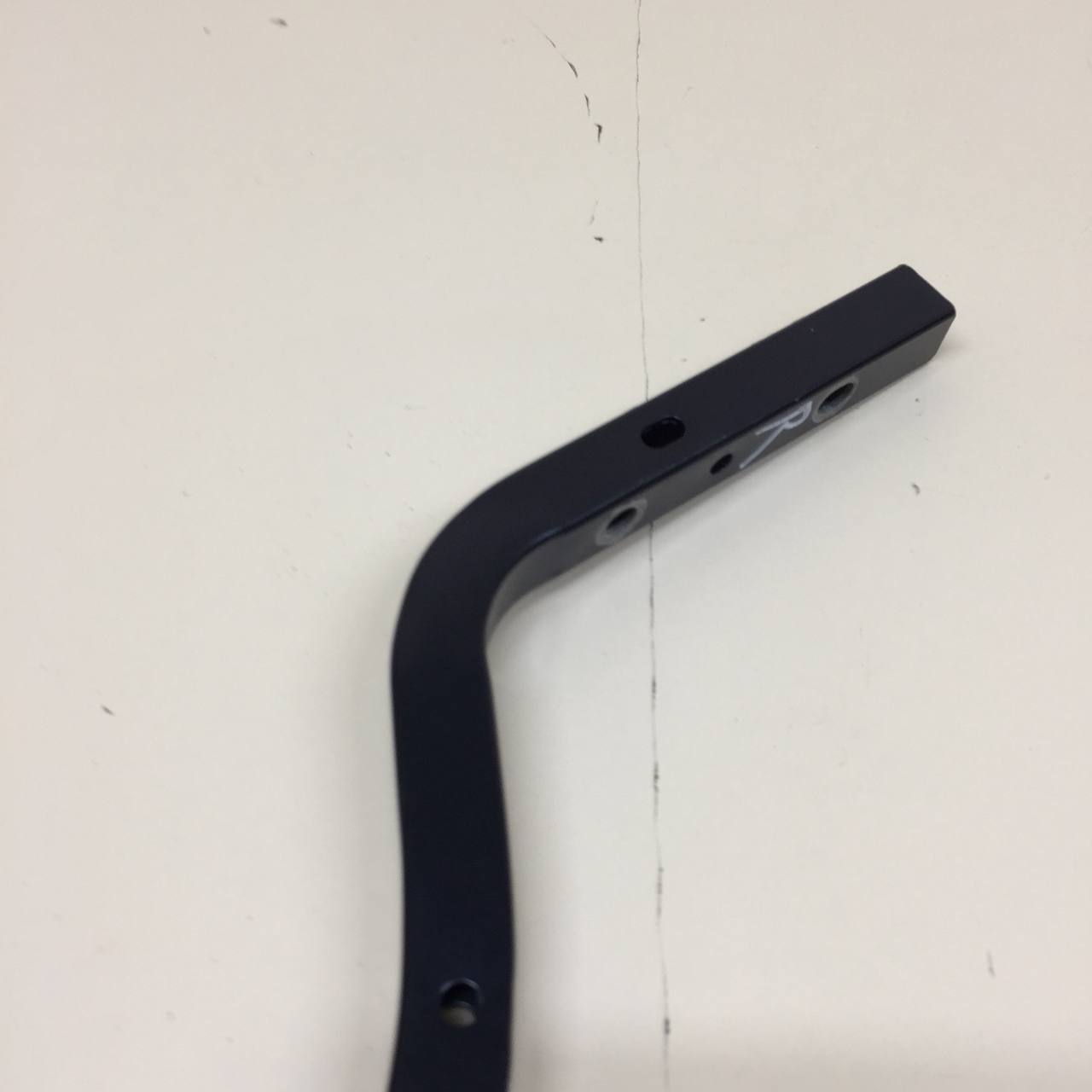 Петля крышки багажника Toyota Camry (XV50) 2011-2017 Петля крышки багажника Toyota Camry (XV50) 2011-2017