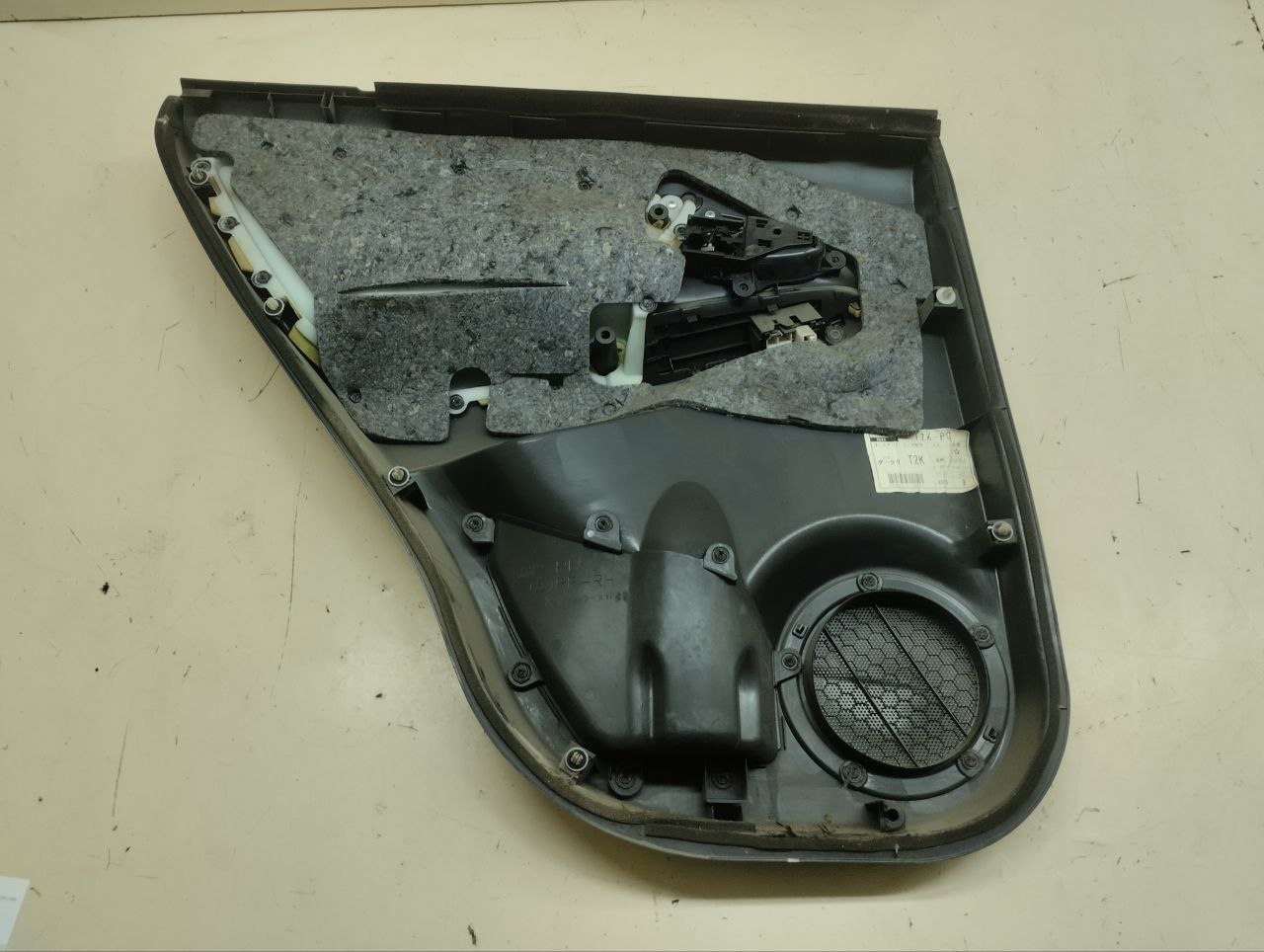 Обшивка двери задней правой Toyota Rav 4 (A30) 2006-2013