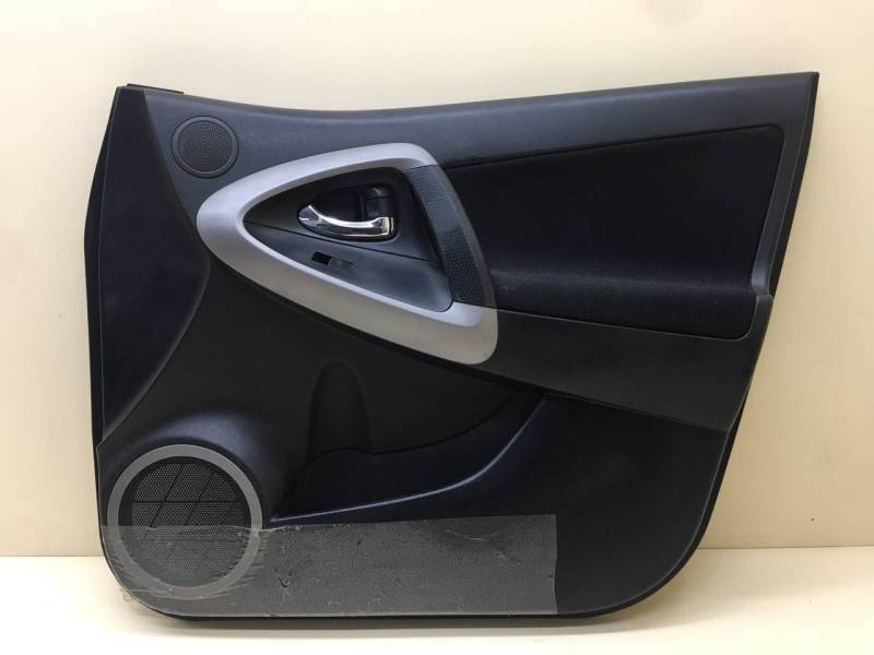 Обшивка двери передней правой Toyota Rav 4 (A30) 2006-2013 Обшивка двери передней правой Toyota Rav 4 (A30) 2006-2013