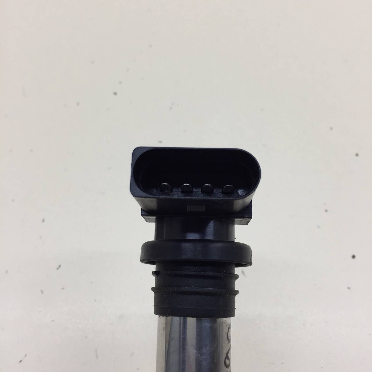 Катушка зажигания Volkswagen Golf 6 (5K) 2009-2013 Катушка зажигания Volkswagen Golf 6 (5K) 2009-2013