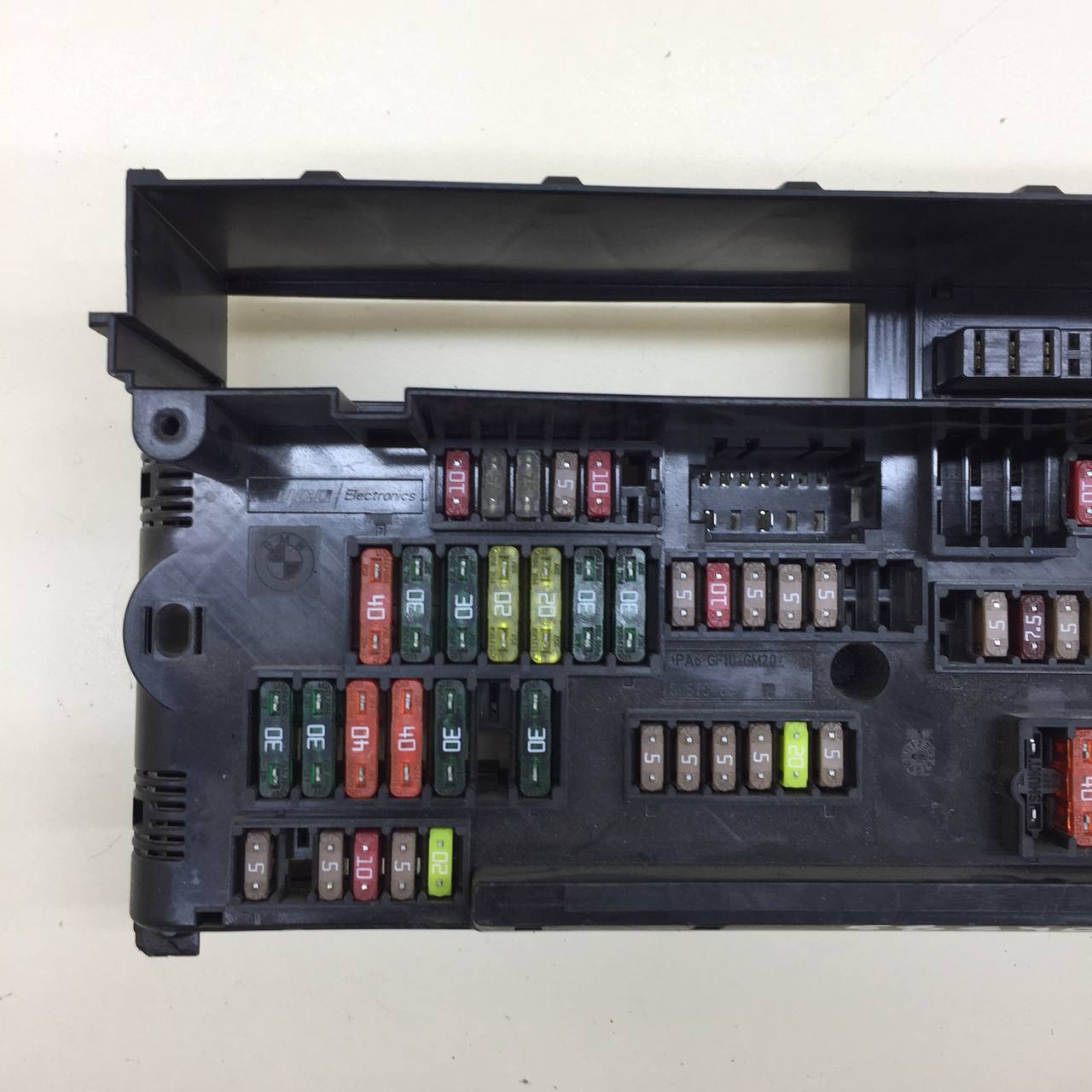 Блок предохранителей BMW 7-Series F01,F02  2008-2015