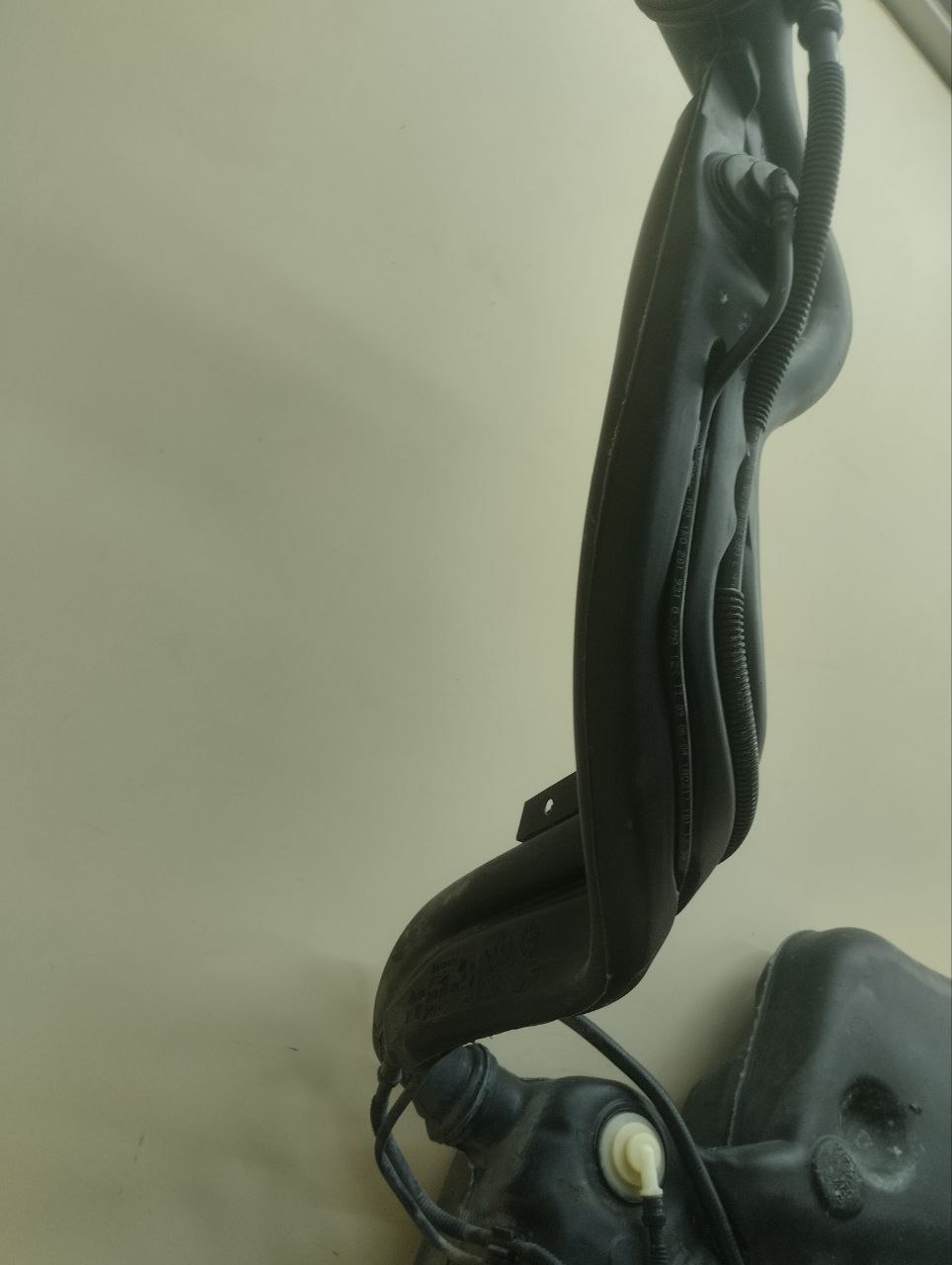 Бак топливный Skoda Octavia (A5 1Z-) 2004-2013 Бак топливный Skoda Octavia (A5 1Z-) 2004-2013