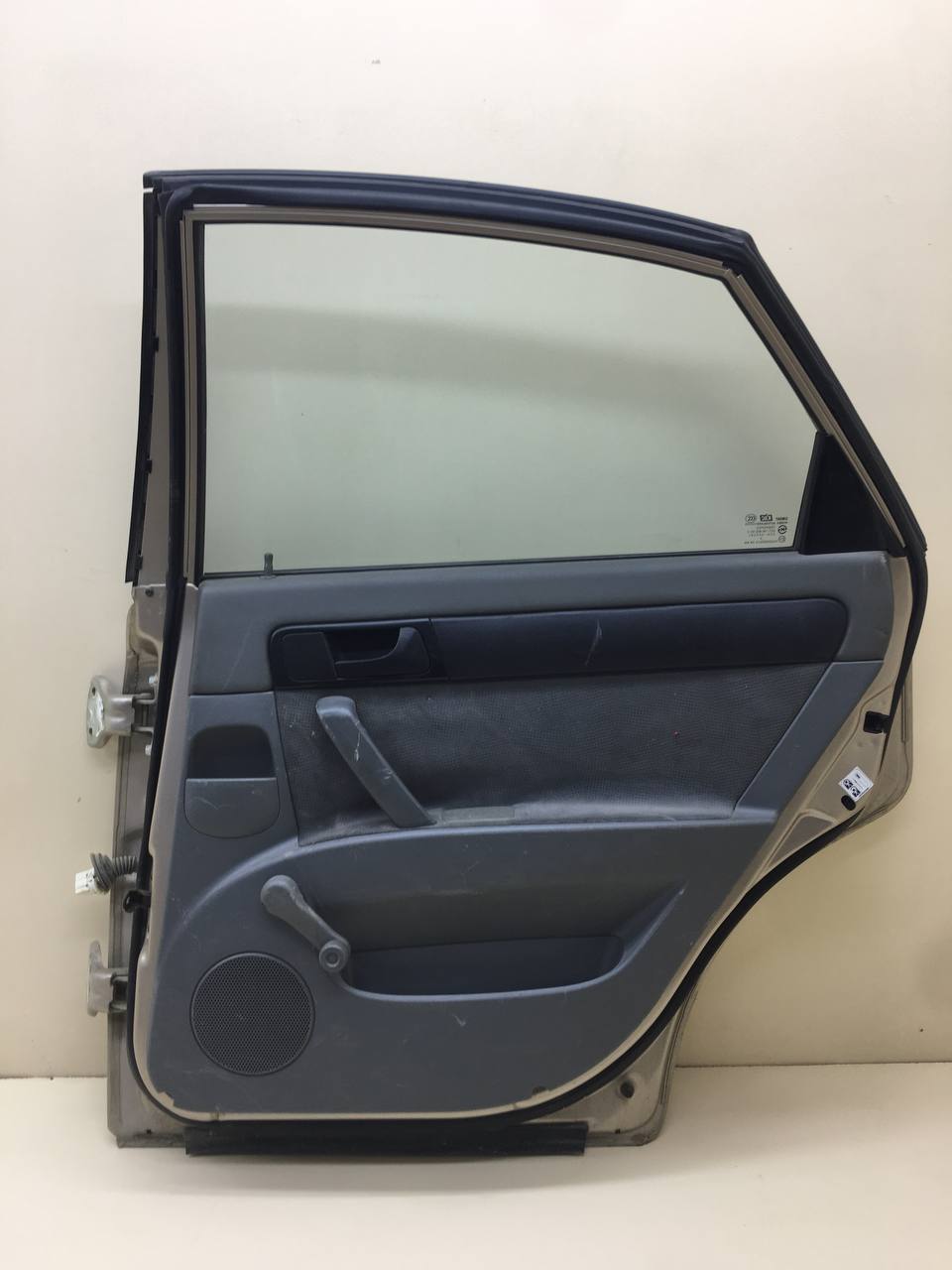 Дверь задняя правая Chevrolet Lacetti (J200) 2003-2013 Дверь задняя правая Chevrolet Lacetti (J200) 2003-2013